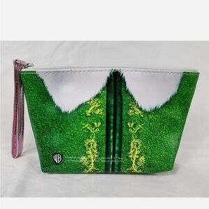 WB Elf on the Shelf Green and White Cosmetic Bag and Elf on Shelf Socks Set